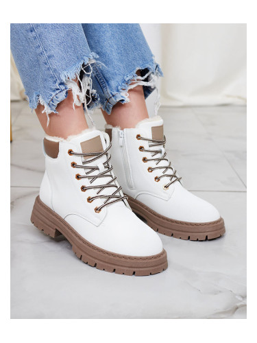 Resti White women's insulated trapper boots Radoras