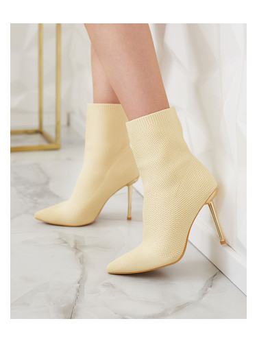 Resti Beige Women's Mofissi Fabric Boots