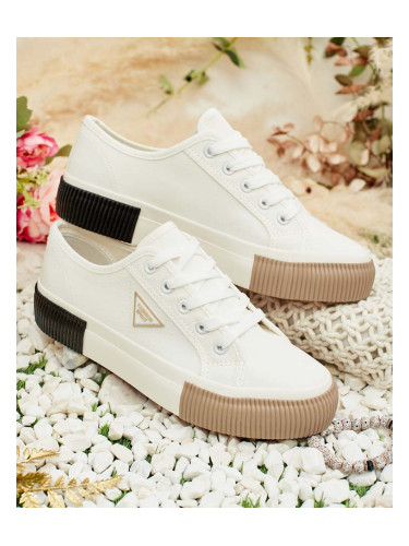 Resti Women's Alamma Sneakers