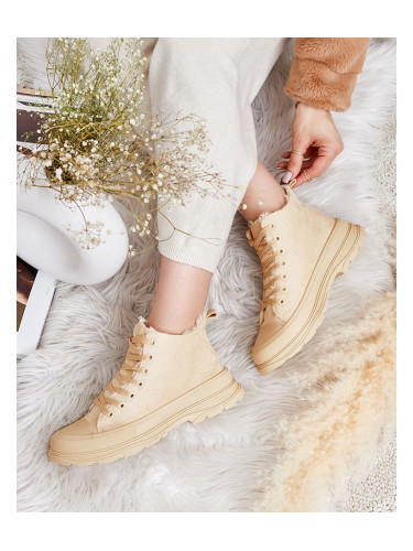 Resti Women's insulated sport shoes a'la sneakers Benvilo