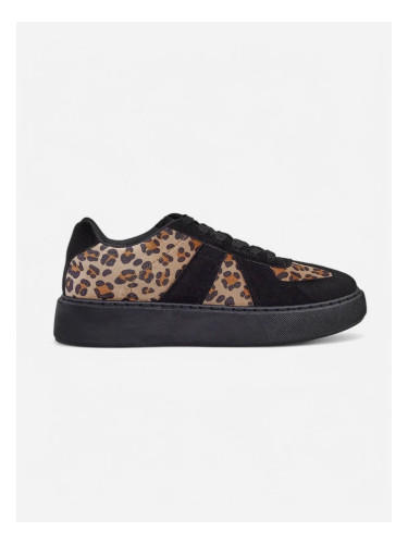 Resti Women's sporty sneakers with a leopard print Big Cat