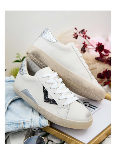 Resti Women's sporty sneakers with embellishments Ginn