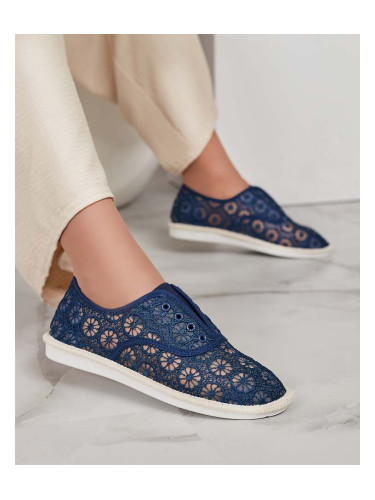 Resti Women's openwork Nurram sneakers