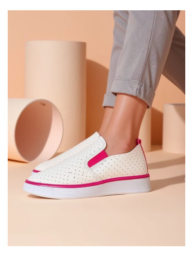 Resti Women's perforated sports shoes Musio