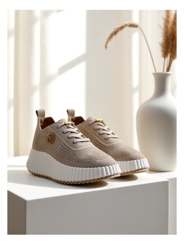 Resti Women's sporty lace-up sneakers Tobin