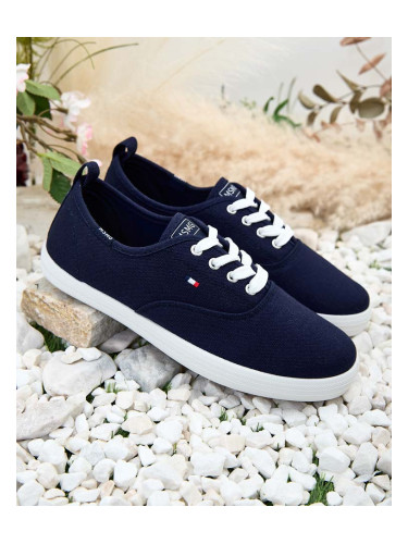 Resti Women's Secilla Sneakers
