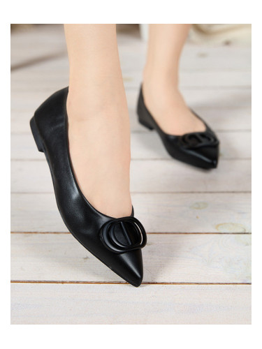 Resti Women's black pointed ballerinas with an ornament on the toe Manico - Footwear