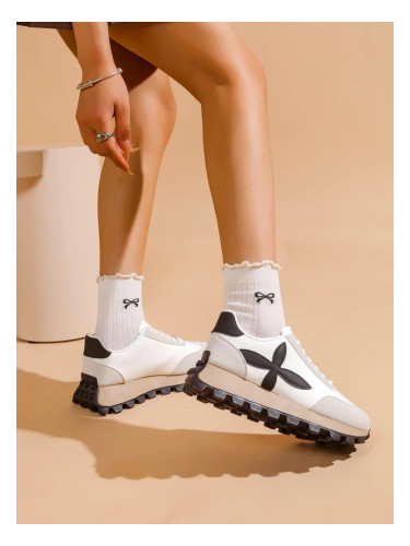 Resti Women's sporty sneakers on a thicker sole Aloqa
