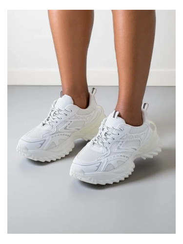 Resti Women's sports sneakers with a thicker sole Nettes