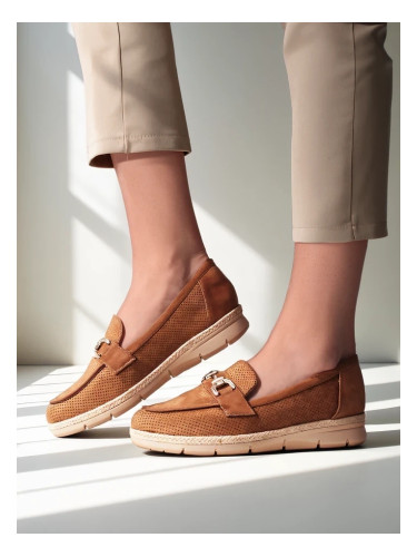 Resti Women's low shoes with a decoration on the toe