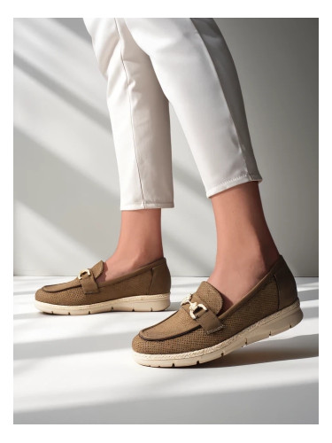 Resti Women’s flats with a decorative accent on the toe