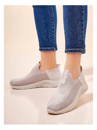 Resti Women's Slip-On Fabric Sports Shoes Secat