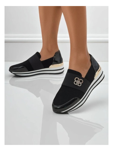 Resti Women's slip-on shoes with Motill decoration
