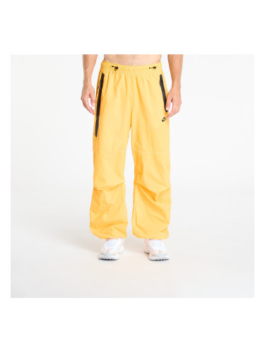 Панталони Nike Tech Men's Woven Pants Sundial XS