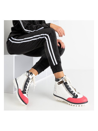 Resti Colorful sports boots with a lacquered finish Krillas - Footwear