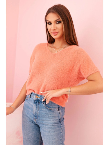 Kesi Włoski Women's sweater made of soft fluff with a V-neck and short sleeves salmon