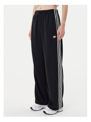 adidas Долнище анцуг adicolor Firebird JV7525 Черен Regular Fit