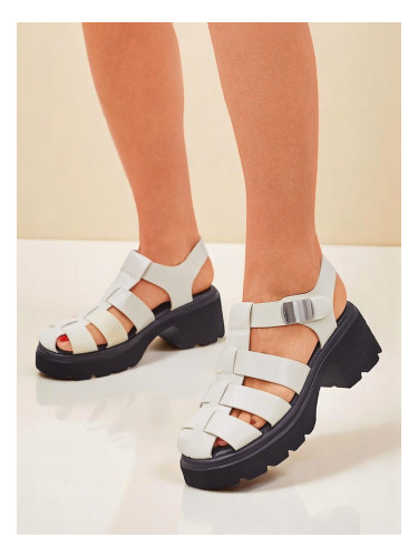 Resti Royal Fashion Women's Roman-style Bratz sandals