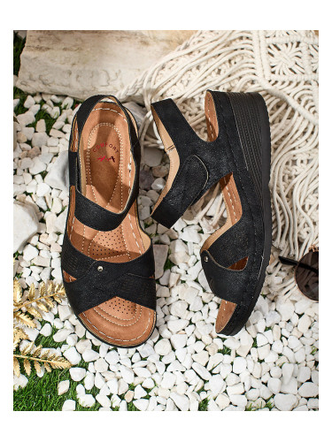 Resti Women's Obbiave low-heeled sandals