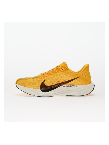 Сникърси Nike Pegasus Plus Lv8 Univ Gold/ Black-Laser Orange-Sail EUR 44