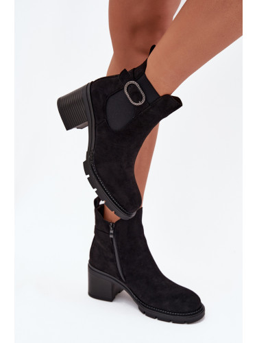 Boto Уютни дамски ботушки на ток с декоративна катарама черни Melara
