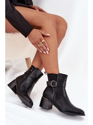 Boto Зимни дамски ботуши на ток с лента и катарама черни Sylira