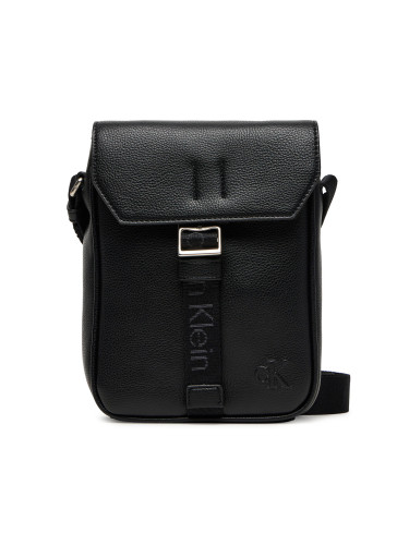 Мъжка чантичка Calvin Klein Cargo Flap Reporter LV04D3131G Черен
