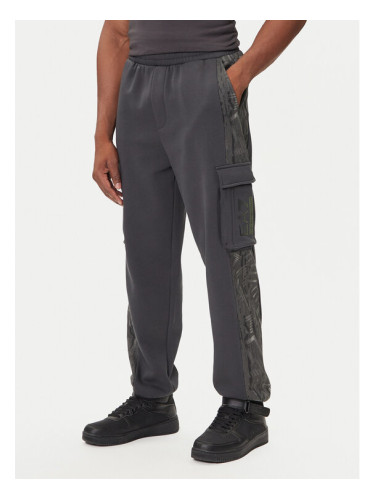 EA7 Emporio Armani Долнище анцуг 7M001132 AF16549 U8117 Сив Regular Fit