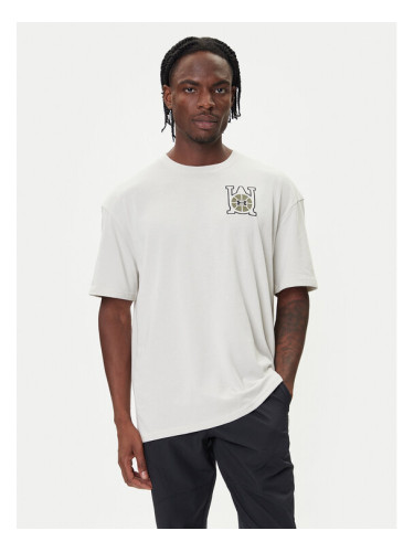 Under Armour Тишърт Hoops Courtside 6003686 Бял Oversize