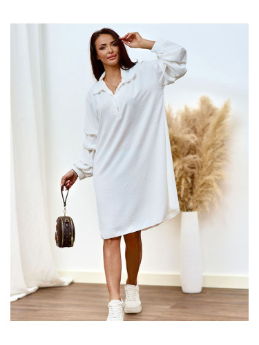 Resti Women's oversize dress with ruffle at sleeves