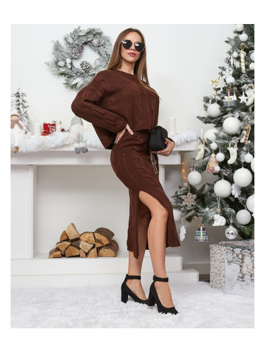 Resti Women's set with sweater and skirt