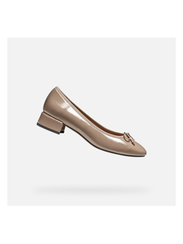 Beige women's heeled shoes Geox Floretia - Women's