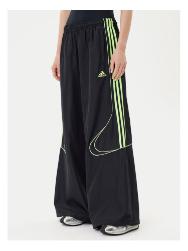 adidas Долнище анцуг Teamgeist adicolor JV7478 Черен Oversize