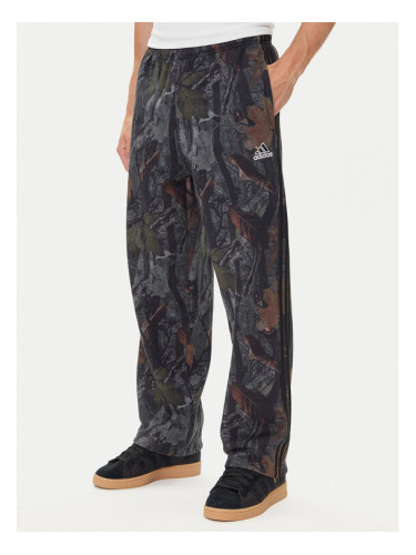 adidas Долнище анцуг Camo JY2773 Сив Loose Fit