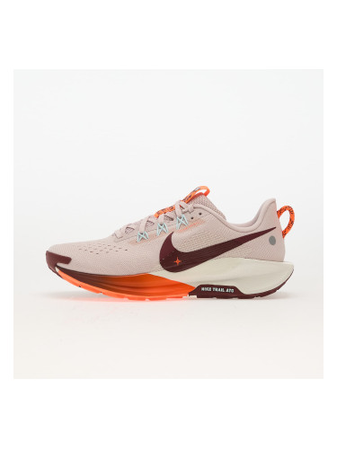 Сникърси Nike Reactx Pegasus Trail 5 Silt Red/ Dk Team Red-Hyper Crimson-Sail-Glacier Blue EUR 44