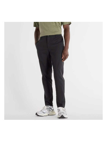 МЪЖКИ ПАНТАЛОН NEW BALANCE MP43554BK PANT ATHLETICS STANDARD TAPERED PANT 30IN ЧЕРЕН