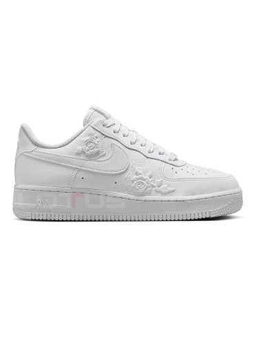 ДАМСКИ ОБУВКИ NIKE HF2016-100 AIR FORCE 1 '07 SE БЕЛИ