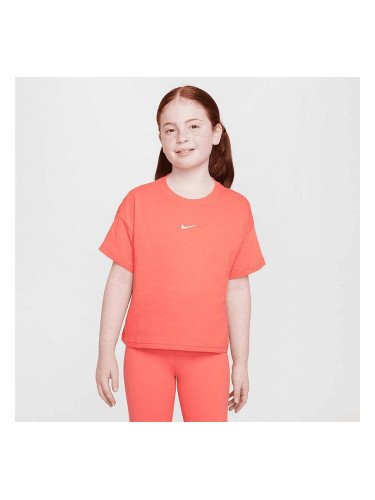 ДЕТСКА ТЕНИСКА ЗА МОМИЧЕ NIKE FZ5559-814 NSW TEE BOXY ESSNTL LBR ОРАНЖЕВА