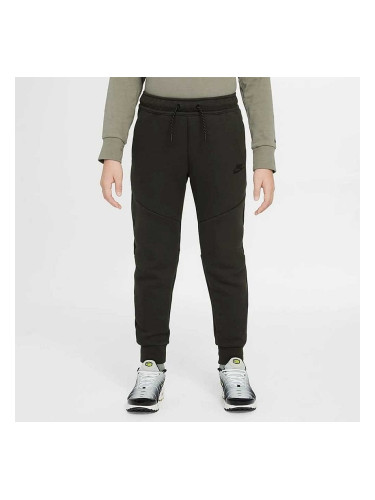 ДЕТСКО ДОЛНИЩЕ ЗА МОМЧЕ NIKE HV5869-355 NSW TCH FLC JGGR PD ТЪМНОЗЕЛЕНО