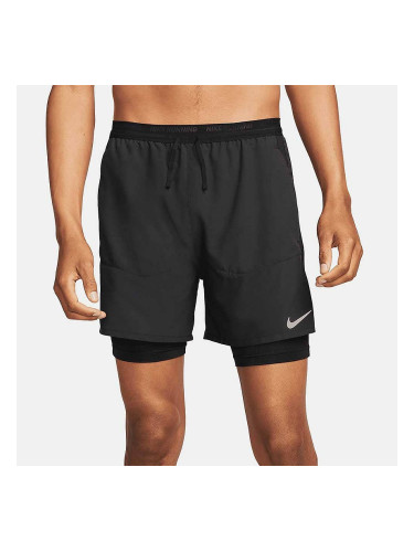 МЪЖКИ КЪСИ ПАНТАЛОНИ NIKE DM4757-010 DF STRIDE 5IN SHRT HYBRID ЧЕРНИ