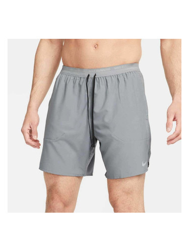 МЪЖКИ КЪСИ ПАНТАЛОНИ NIKE DM4761-084 DF STRIDE 7IN BF SHRT СИВИ