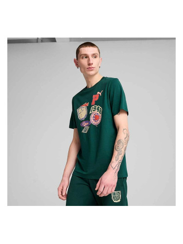 МЪЖКА ТЕНИСКА PUMA 62962760 WARDROBE ESS SPORTS LEGACY FRONT GRAPHIC TEE ТЪМНОЗЕЛЕНА