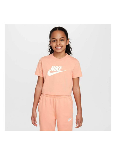 ДЕТСКА ТЕНИСКА ЗА МОМИЧЕ NIKE FZ5548-844 NSW TEE CROP FUTURA HBR СВЕТЛООРАНЖЕВА