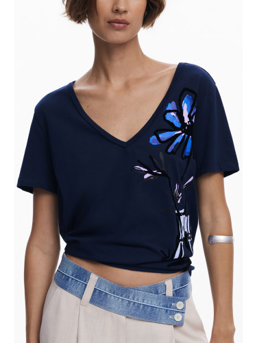 Дамска тениска с къс ръкав и флорален мотив