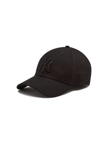 New Era 3930 MLB League Basic NEYYAN Black 10145637 Unisex - Шапки New Era - Черен - 10145637-M/L - Size: M/L