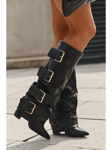 Boto Дамски боти на ток с обърната горна част и златни закопчалки Черни Isavelle