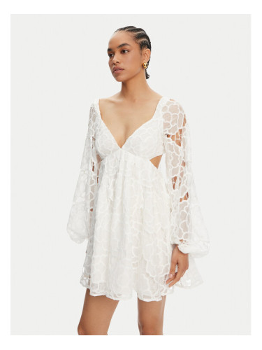 Bardot Коктейлна рокля 59858DB1 Бял Regular Fit