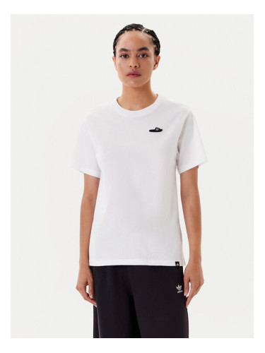 adidas Тишърт Slide Graphic JY8687 Бял Regular Fit