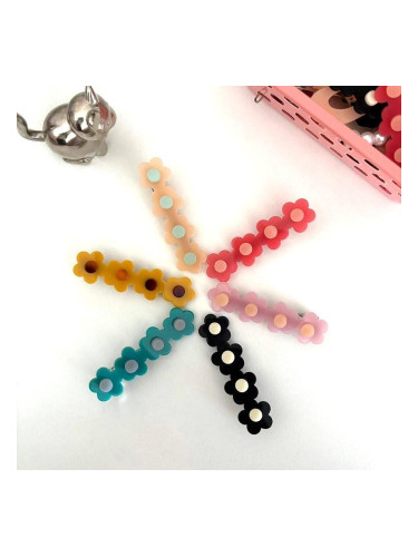 MORE.M | 4 Flower Hairclip, 6 colors