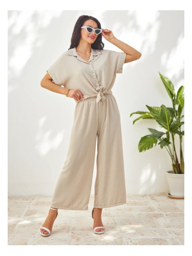 Resti Women's set with a tied short-sleeve shirt and flared pants with rhinestones